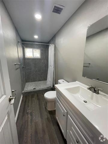 Building Photo - 2148 Brookfield Ave Rental