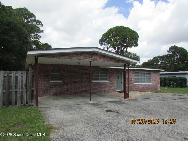 Building Photo - 211 W Laila Dr