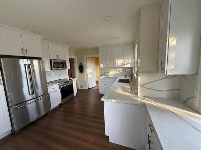 Photo - 5701 30th Ave NE