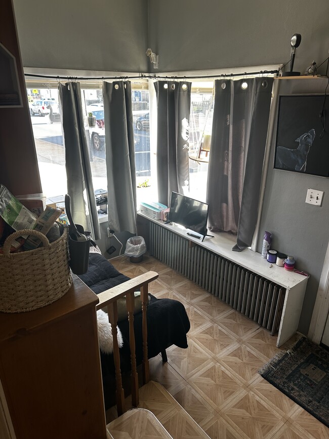Photo - 1126 N Olden Ave