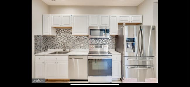 Building Photo - 7332 Bradley Blvd