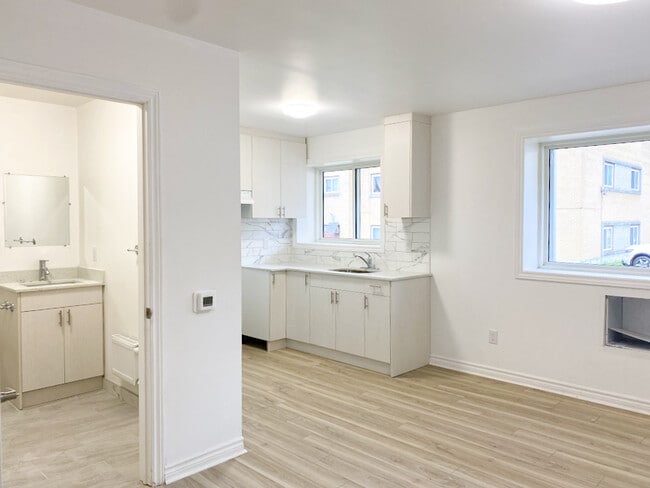 Photo - 630 Cummings Ave Unit 103