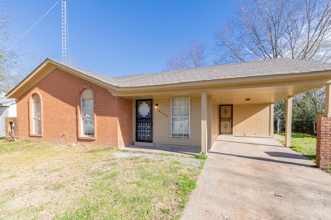Photo - 6560 Greenbriar Dr