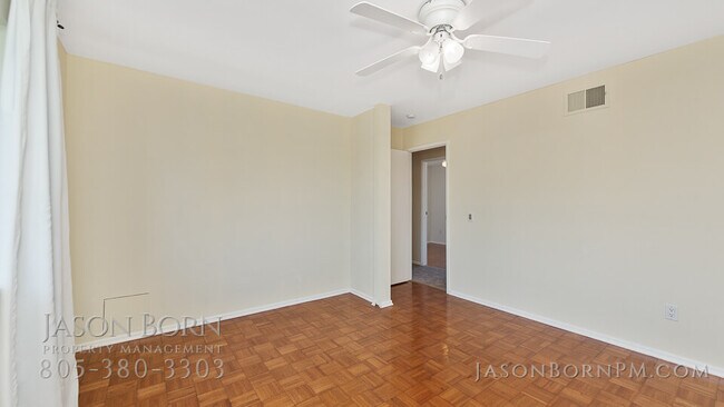 Photo - 28803 Oakpath Dr