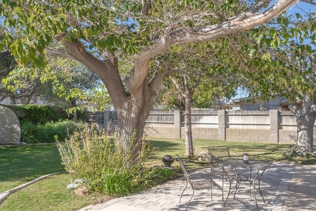 Photo - 1703 Laurel Ave