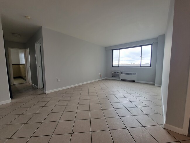 Photo - 11720 Edgewater Dr Unit 816