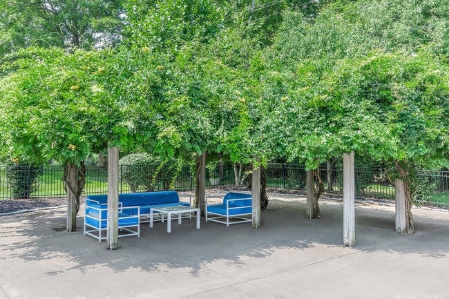 Arrowhead Apartments