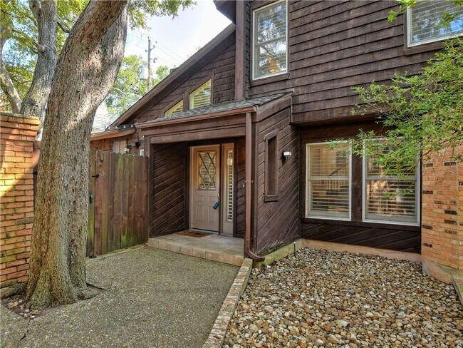 Photo - 8123 Forest Mesa Dr