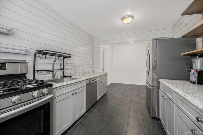 Photo - 151 Burhans Ave Unidad 1