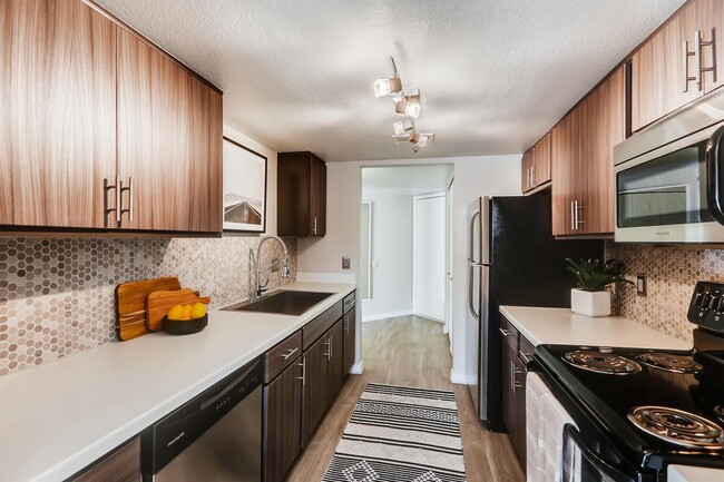Chazal Scottsdale apartments — community photo