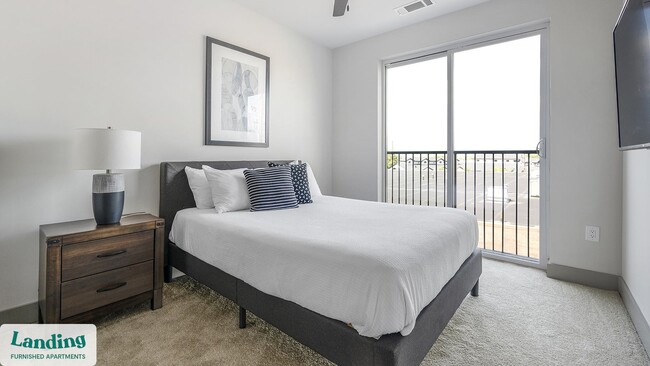 Photo - 640 21st Ave N Unidad 334