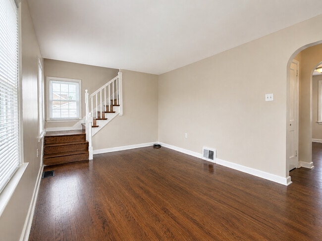 Photo - 430 Brimmer Ave