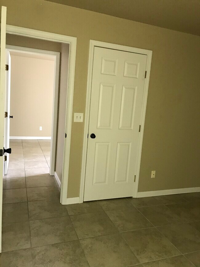 600 Petros Ave Townhome Townhome Rental in Mena AR