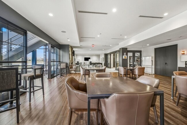 Photo - 23651 Havelock Walk Ter