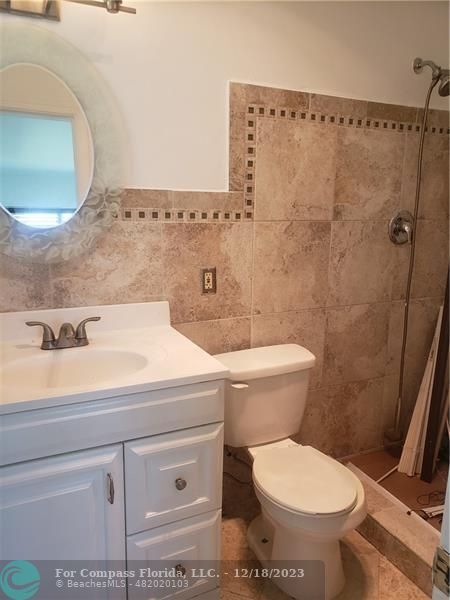 Photo - 329 SE 12th Ave