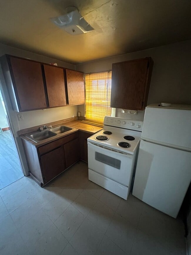 Photo - 941 Sheridan St Unit D