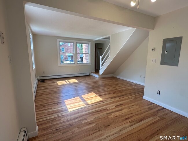 Photo - 94 Garden Dr