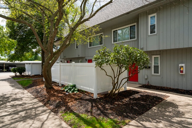 Wildwood Commons Apartments