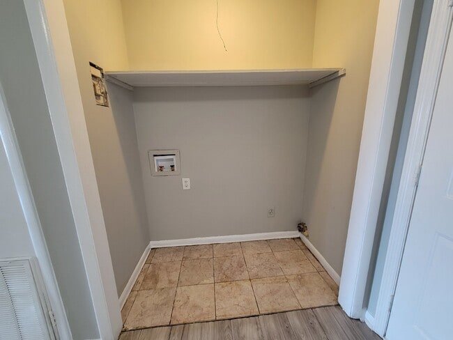 Photo - Coming soon!!! 2 Bedroom Apartment with Modern Amenities in Decatur, AL! Unidad 1