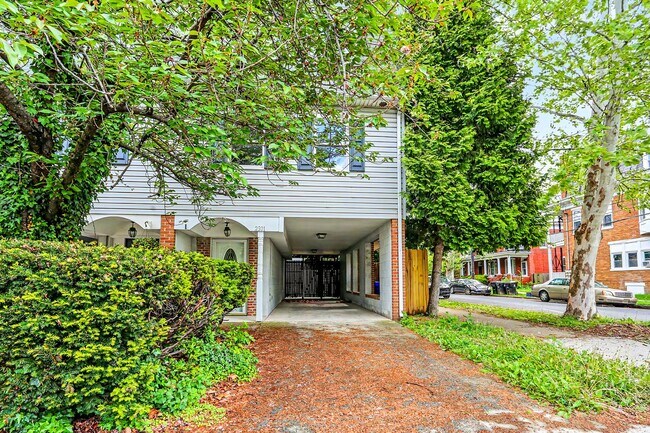 Photo - Two bedroom, one and a half bathroom end townhome in Harrisburg