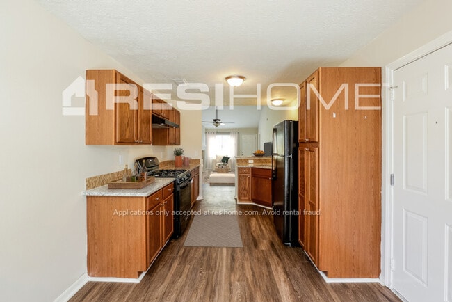 Photo - 13710 Sableglen Dr
