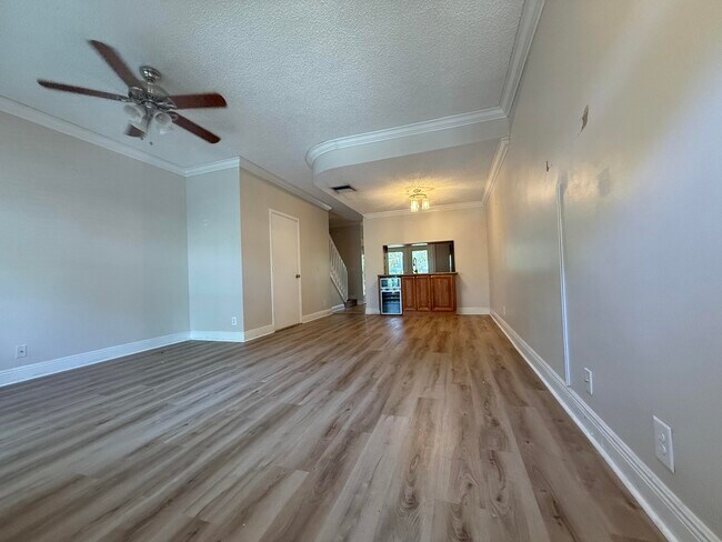 Photo - 926 Kokomo Key Ln