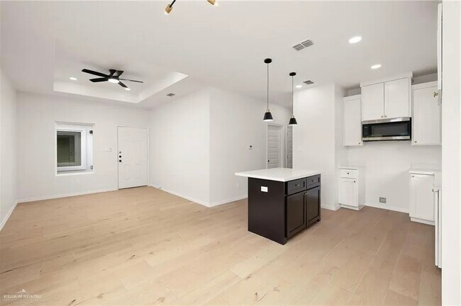 Photo - 3004 Links Dr Unit Apartment 4