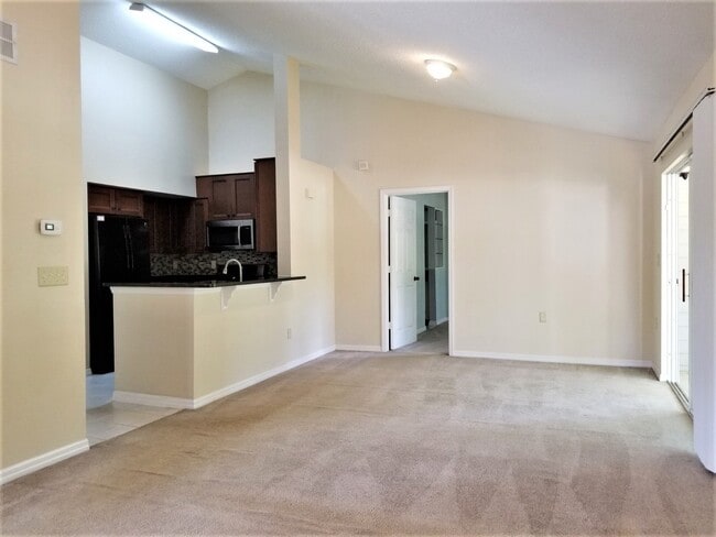 Photo - BEAUTIFUL 3BR/2BA IN THE LINKS @ HAILE PLANTATION!