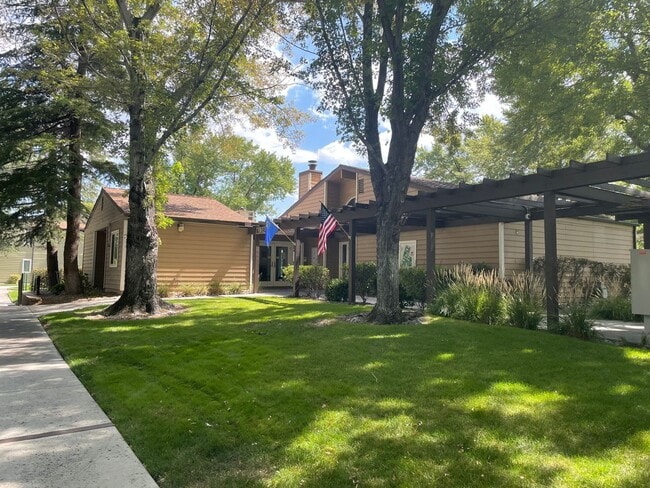 Photo - Darling 2 bedroom 2 bath condo in south Reno Unidad 221   Building J