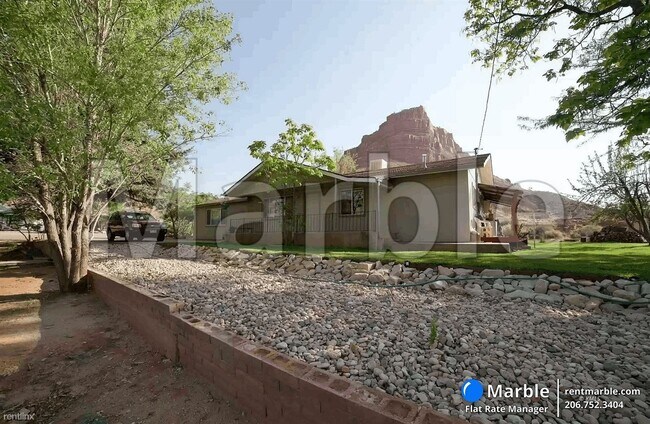 4 br, 2 bath House - 442 E 100 S Unit 1 - 4 br, 2 bath House - 442 E 100 S Unit 1