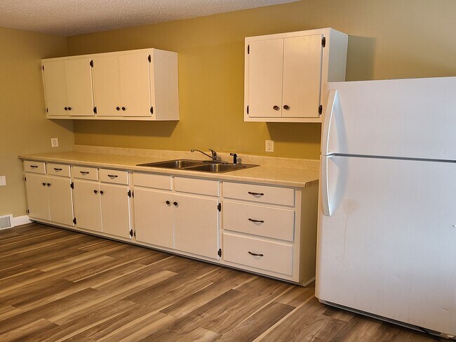 Photo - 1897 Lacrosse Ave