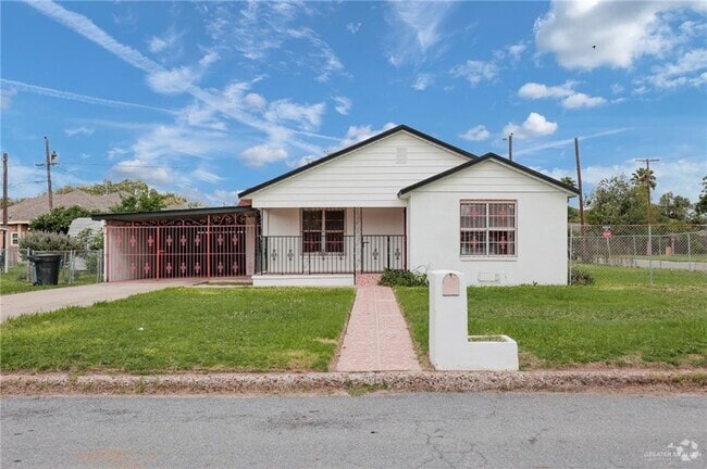 Building Photo - 913 N 3rd St Rental
