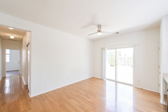18512 E Harvard Dr