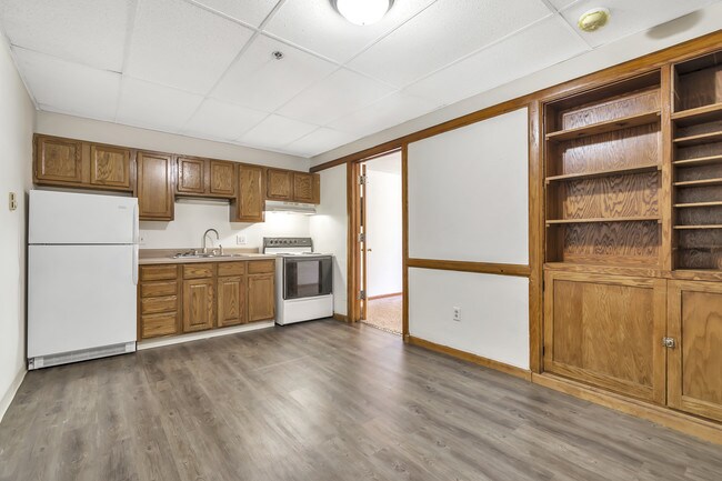 Photo - Creekside Apartments