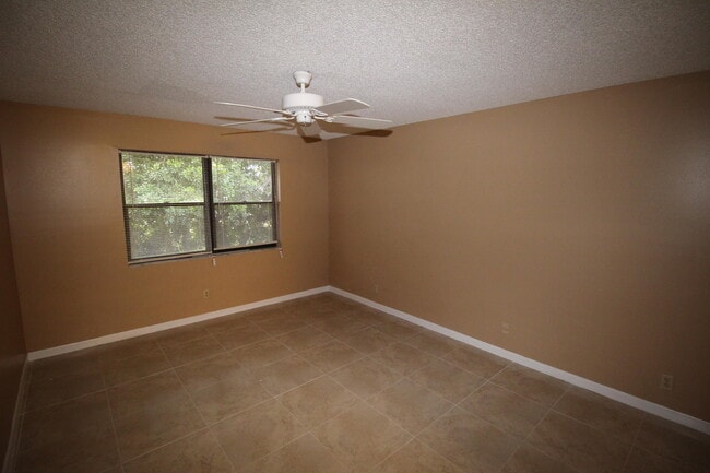 Photo - 5939 Forest Hill Blvd Unit 203
