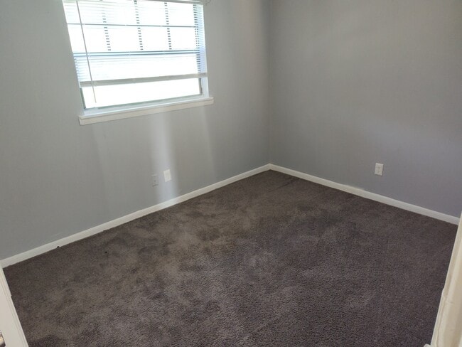 Photo - 3215 Baird Ave Unit H-51
