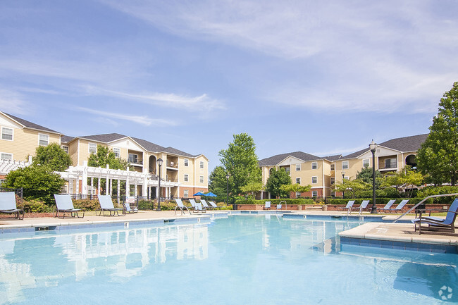 Resort-Style Swimming Pool - Nantucket Cove Apartment Homes