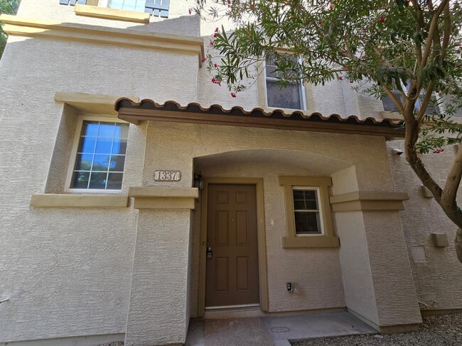 Photo - 1337 S Owl Dr