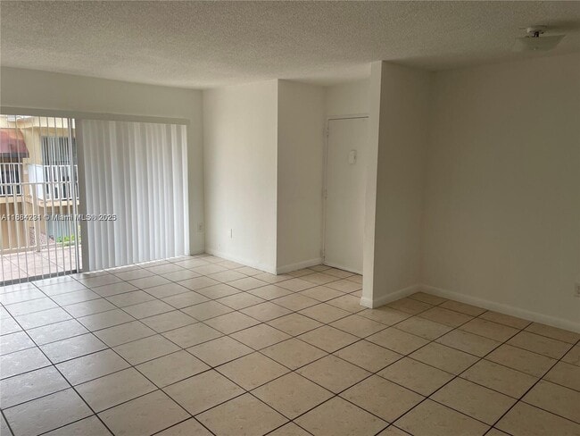 Photo - 4310 NW 79th Ave Unit 2C