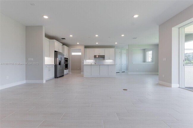 Photo - 3713 Greenway Dr