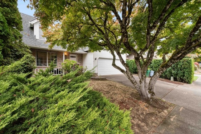 Photo - 12323 SW Millview Ct
