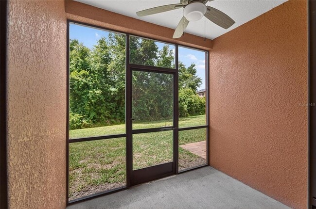 Photo - 30132 Mossbank Dr