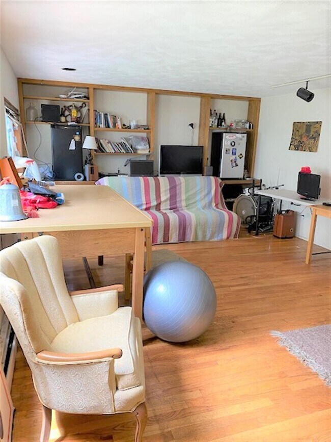 Photo - 61 6th St Unit 1