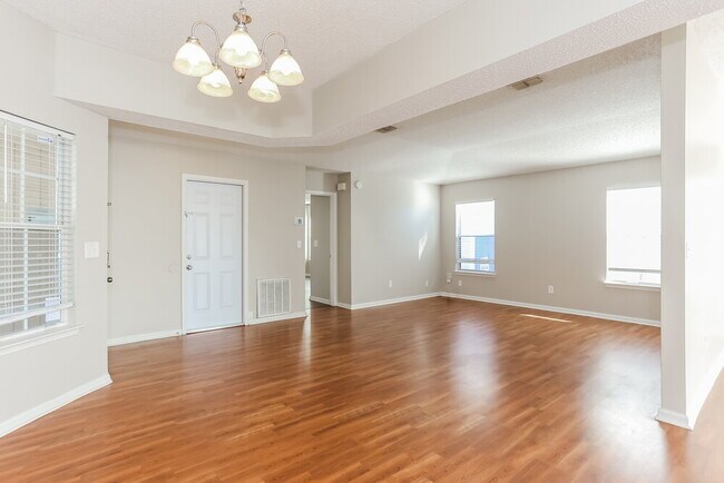 Photo - 12327 Sondra Cove Ct