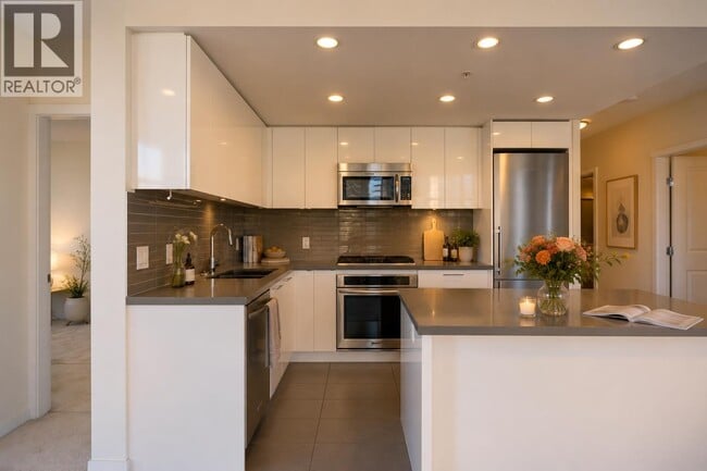 Photo - 4880 Bennett St Unit 30xx