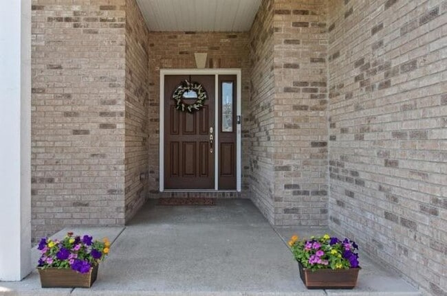 7268 Tremont Trail
