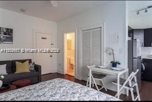 Photo - 1611 Michigan Ave Unit 5
