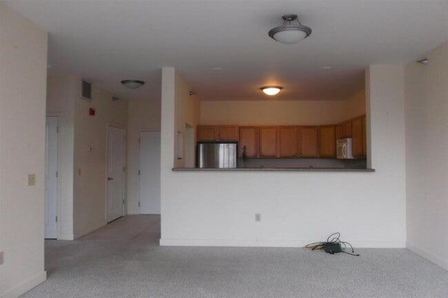 Photo - 204-204 Farrell St