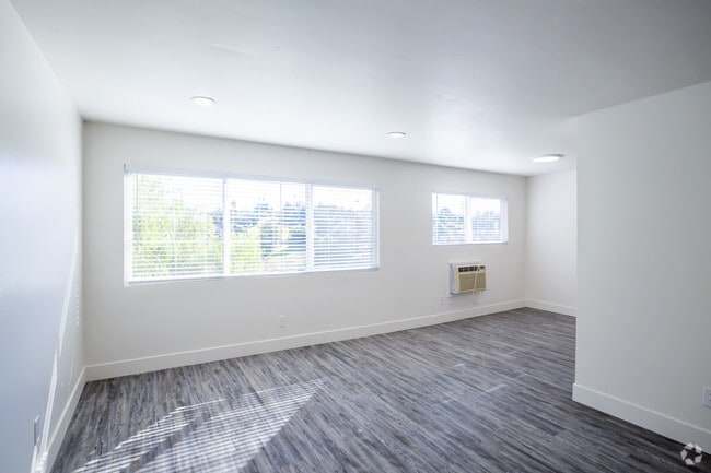 3HAB, 1.5BA - 1,250 ft² - Hilltop Townhomes