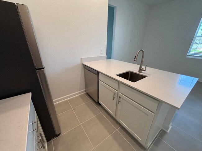 Photo - 5996 Shavasana Rd